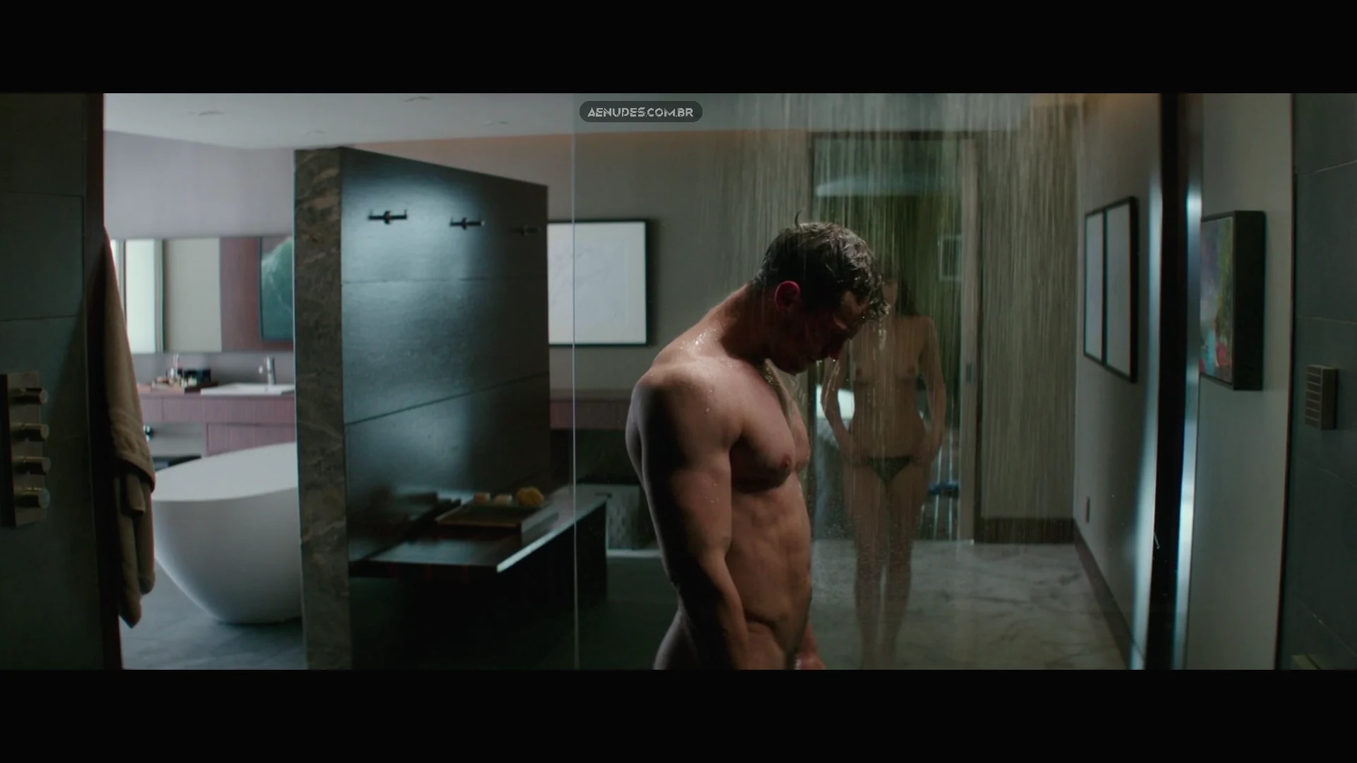 Dakota Johnson nua pelada cena de sexo em Fifty Shades Freed