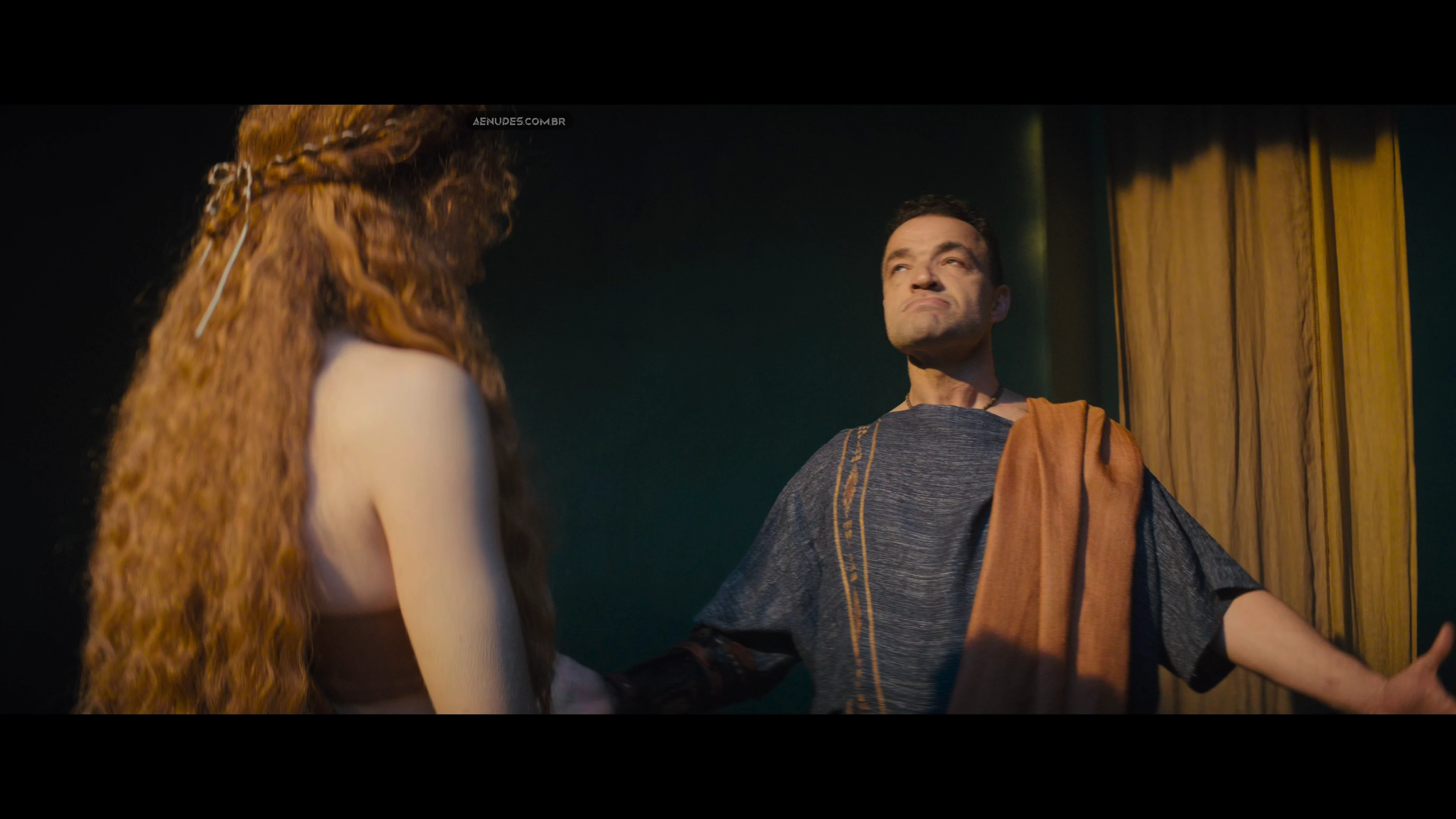 Ivana Baquero e Jamaica Vaughan nua pelada cena de sexo em Spartacus, House of Ashur