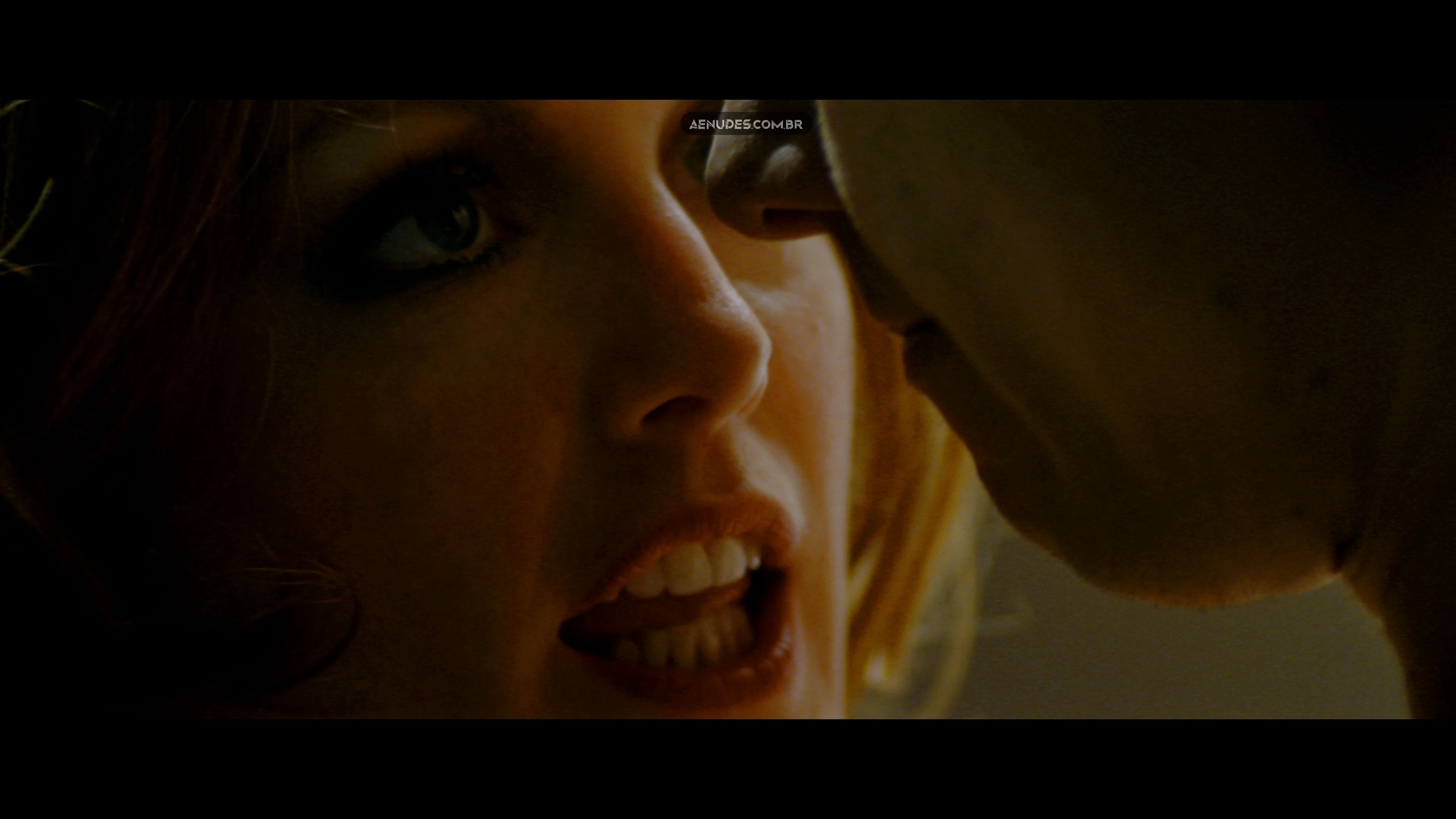 Julianne Moore nua pelada cena de sexo em Boogie Nights