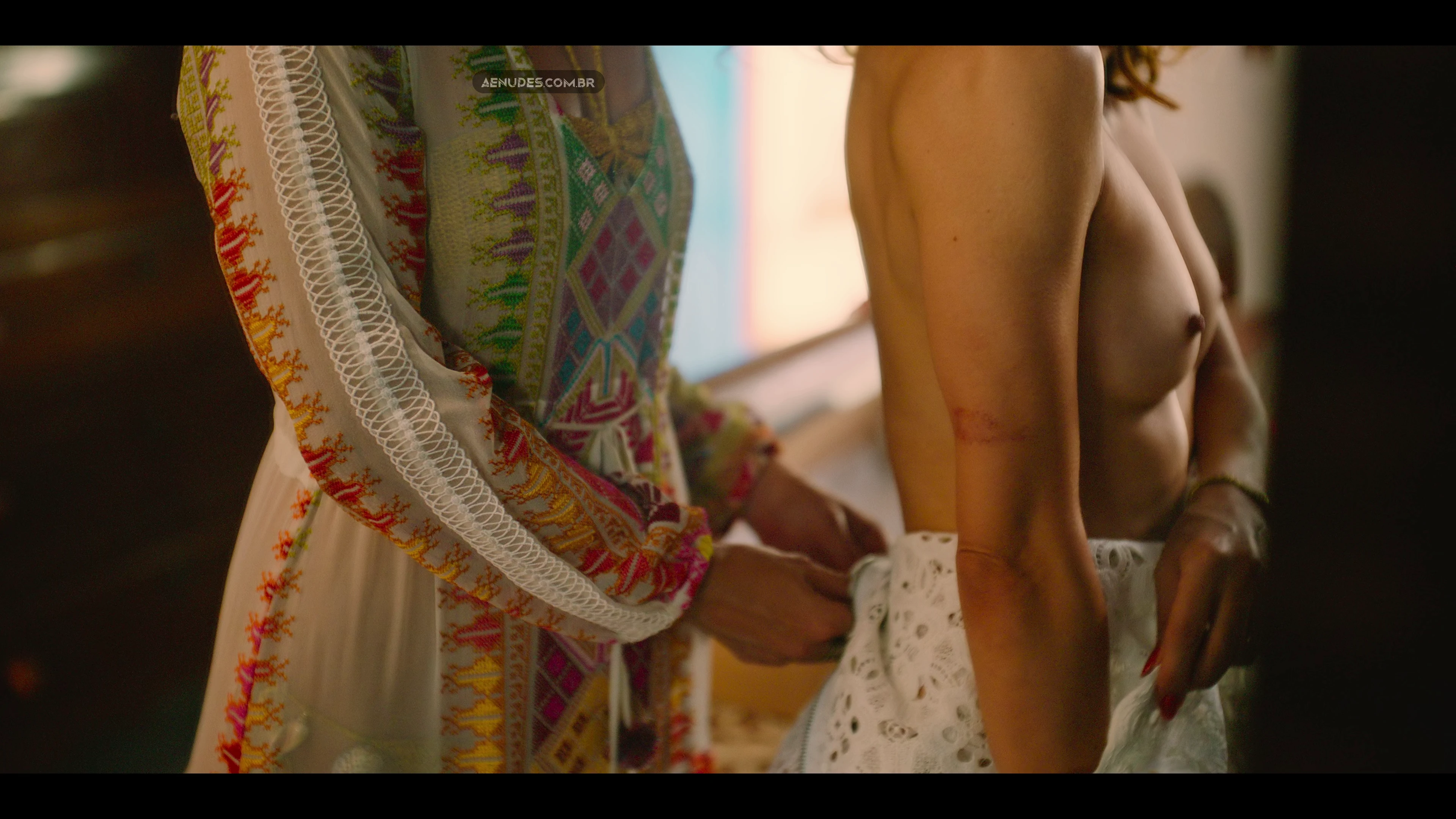 Marjorie Estiano e Renata Gaspar nua pelada cena de sexo em Angela Diniz, Assassinada e Condenada