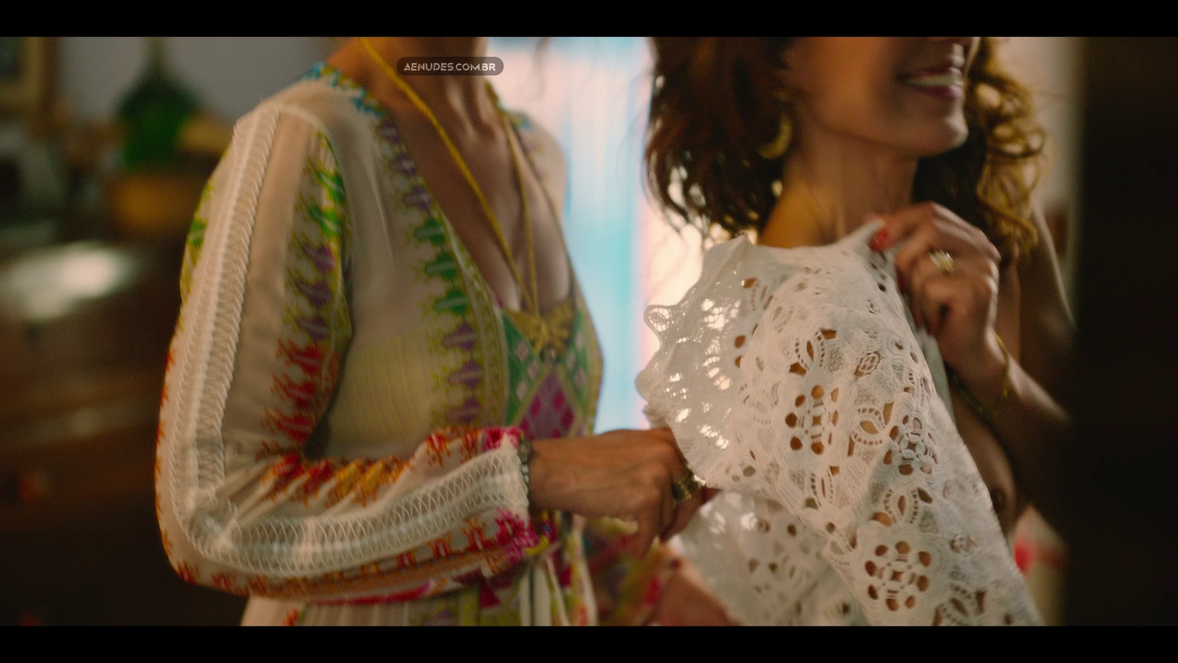 Marjorie Estiano e Renata Gaspar nua pelada cena de sexo em Angela Diniz, Assassinada e Condenada