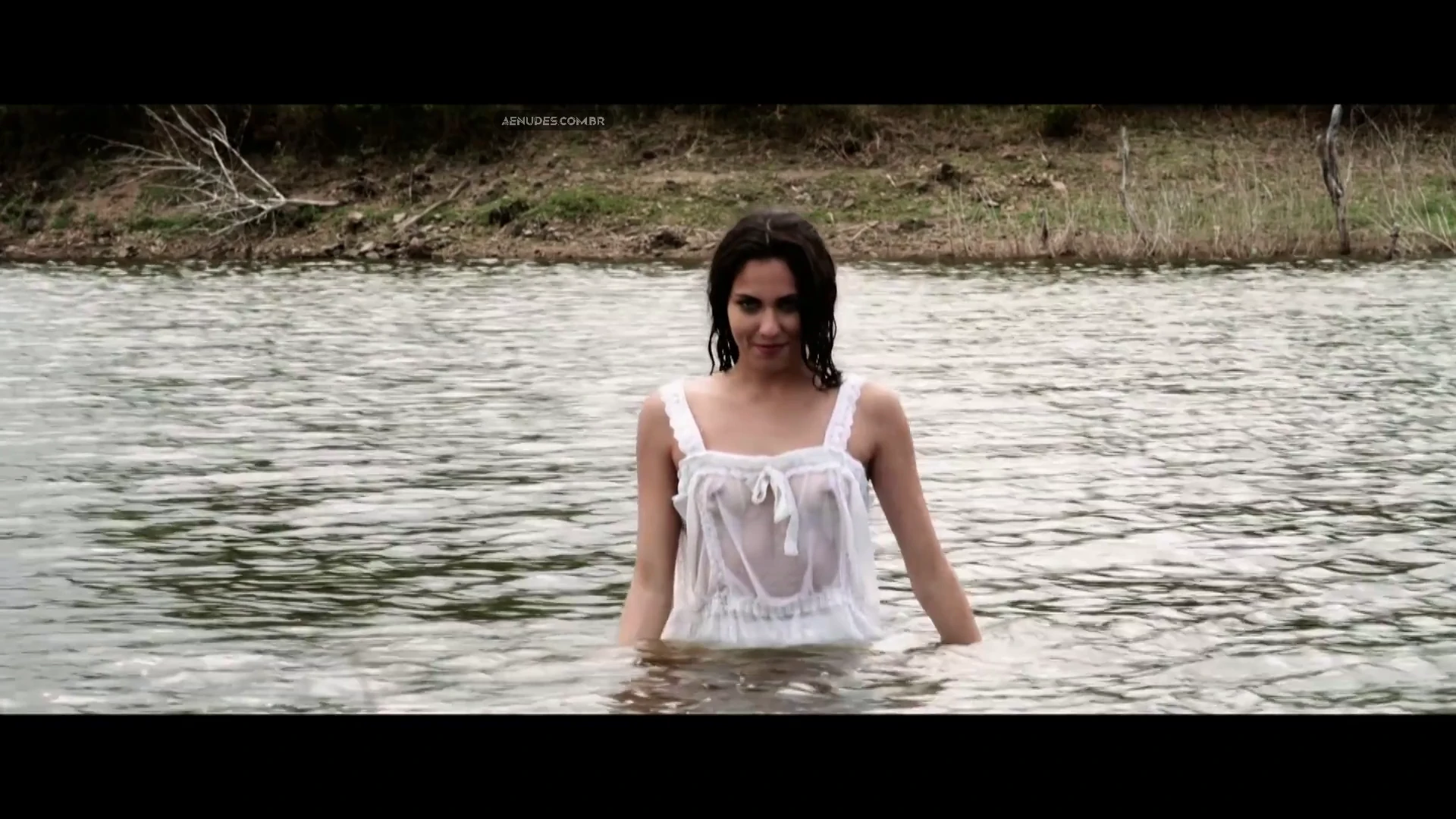 Raíssa Xavier nua pelada cena de sexo em Luiz Gonzaga, Legua Tirana