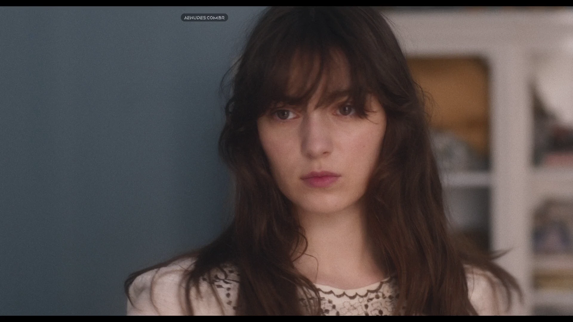 Anamaria Vartolomei nua pelada cena de sexo em Being Maria