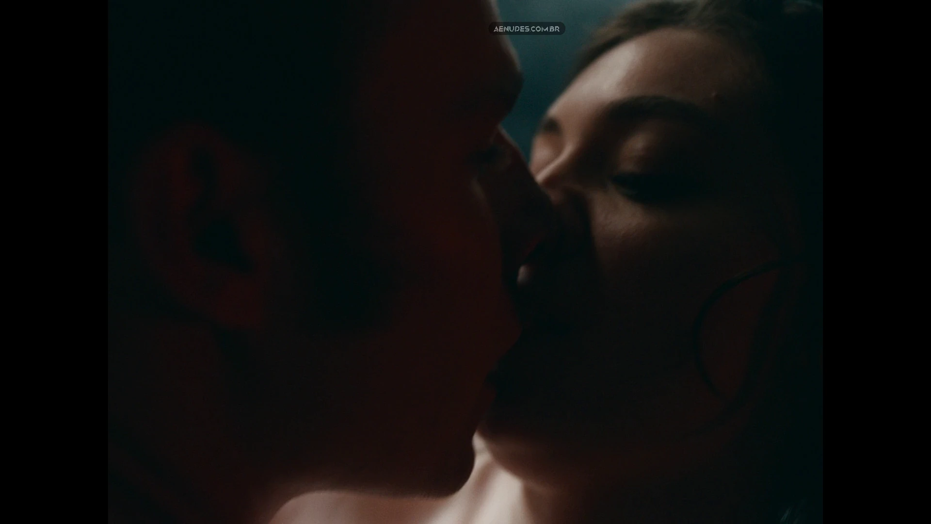 Anamaria Vartolomei nua pelada cena de sexo em Happening