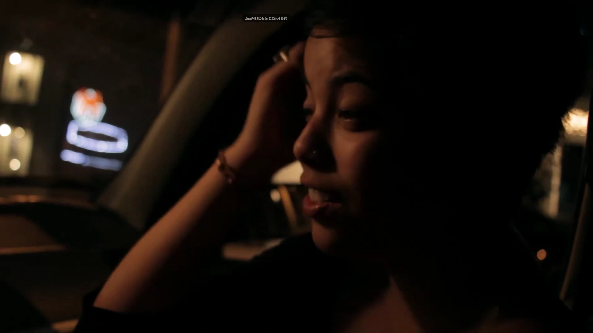 Clara Andrezzo e Nara Lobo nua pelada cena de sexo em A Bruta Flor Do Querer