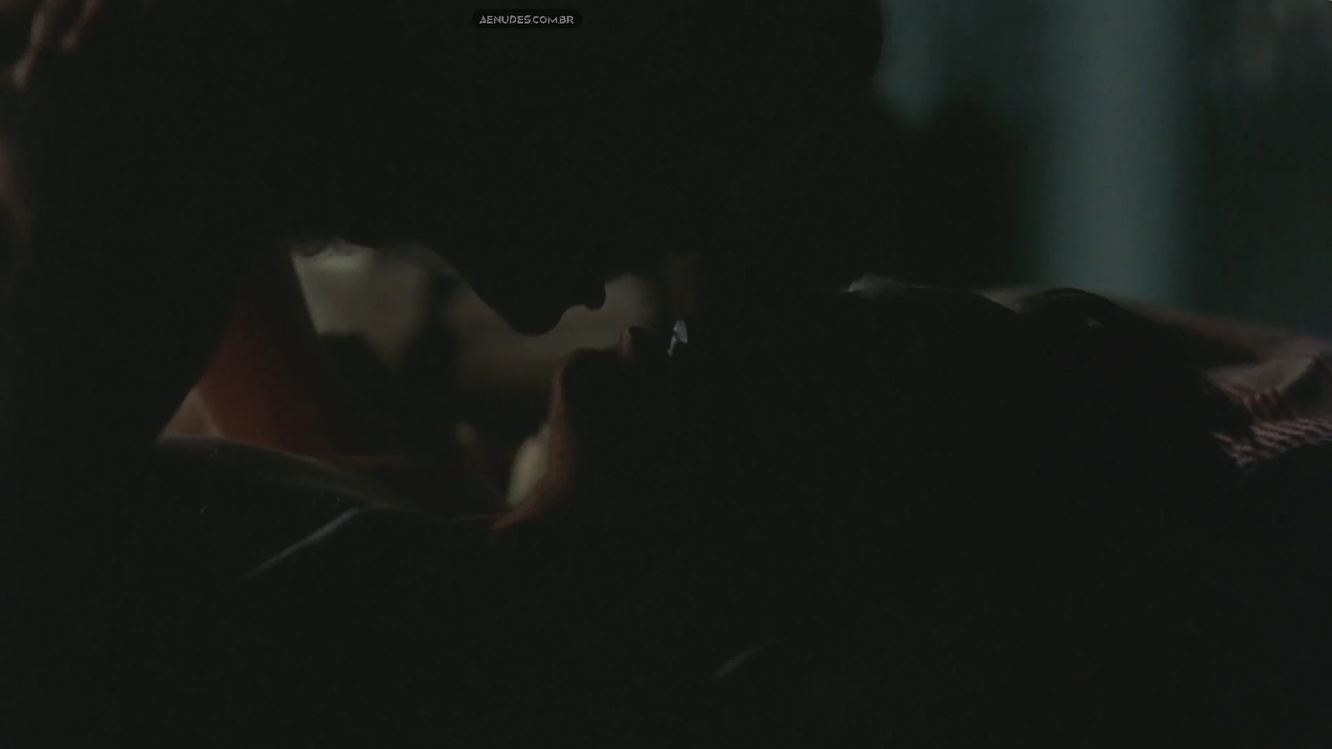 Gwyneth Paltrow nua pelada cena de sexo em Sylvia