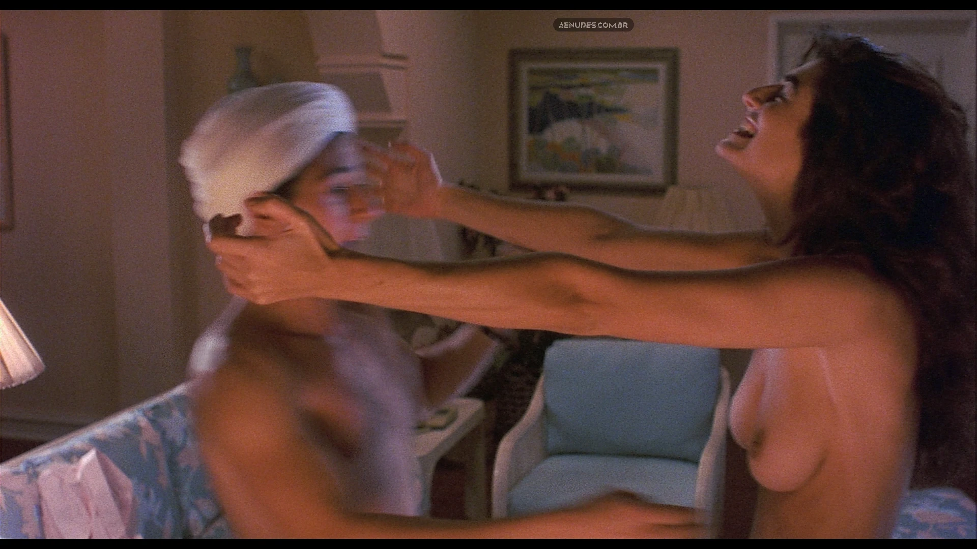 Hilary Shepard nua pelada cena de sexo em Private Resort