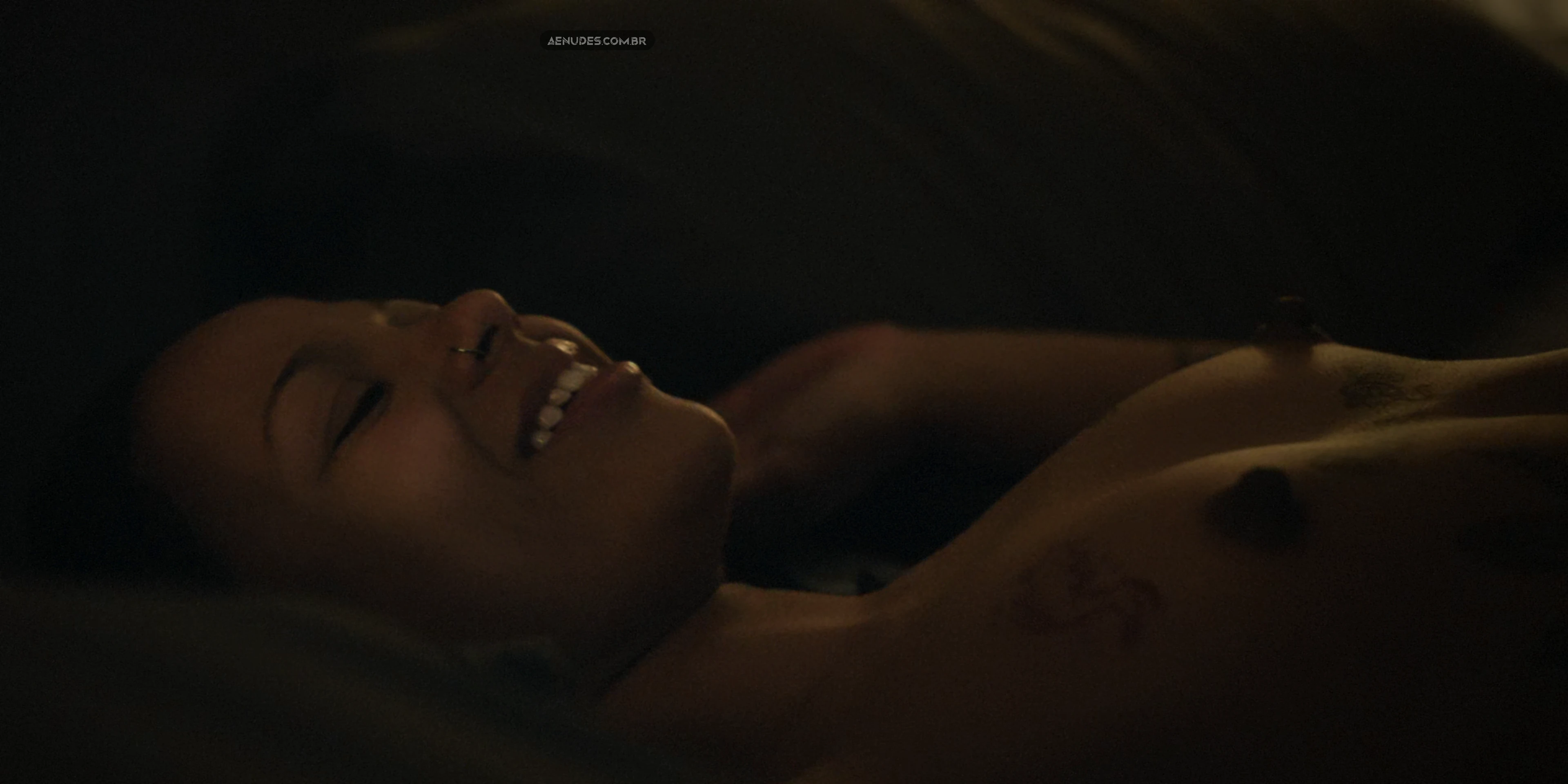 Myhala Herrold nua pelada cena de sexo em Industry