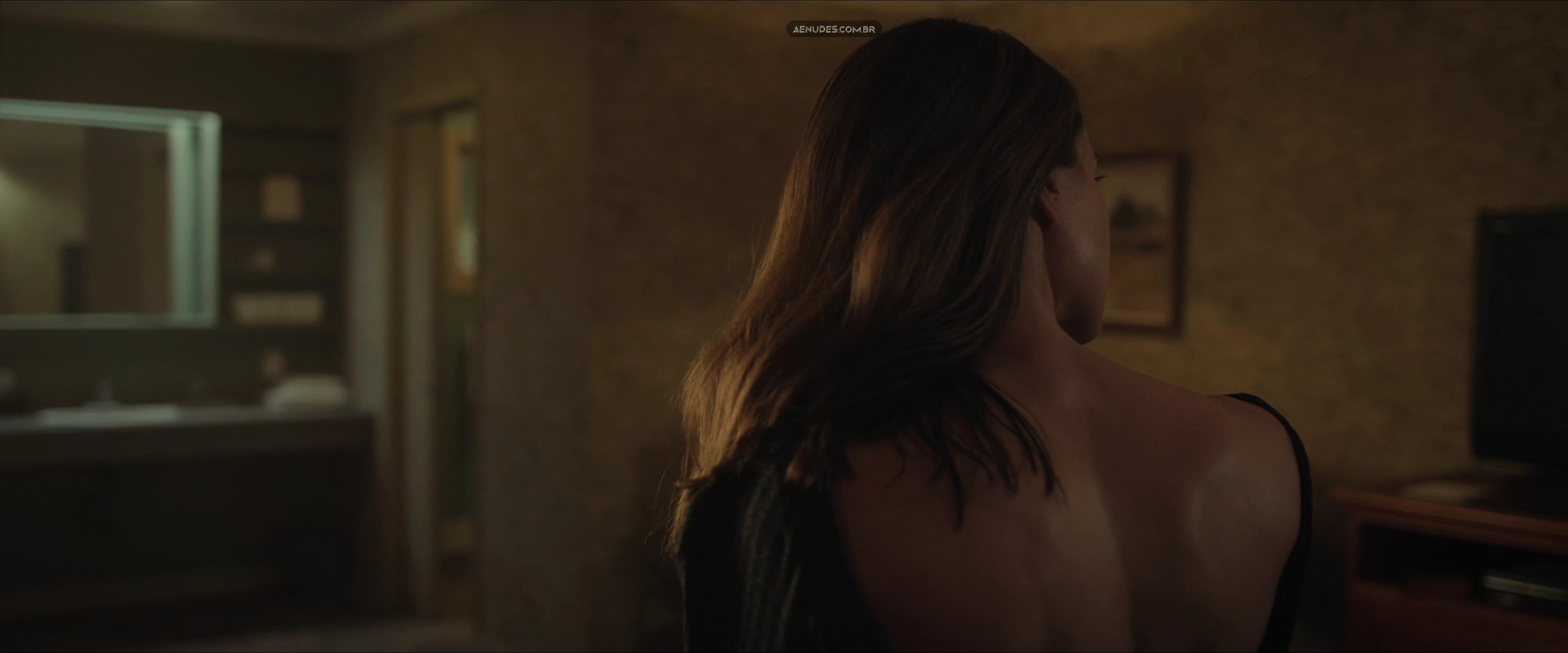 Alona Tal nua pelada cena de sexo em Cross