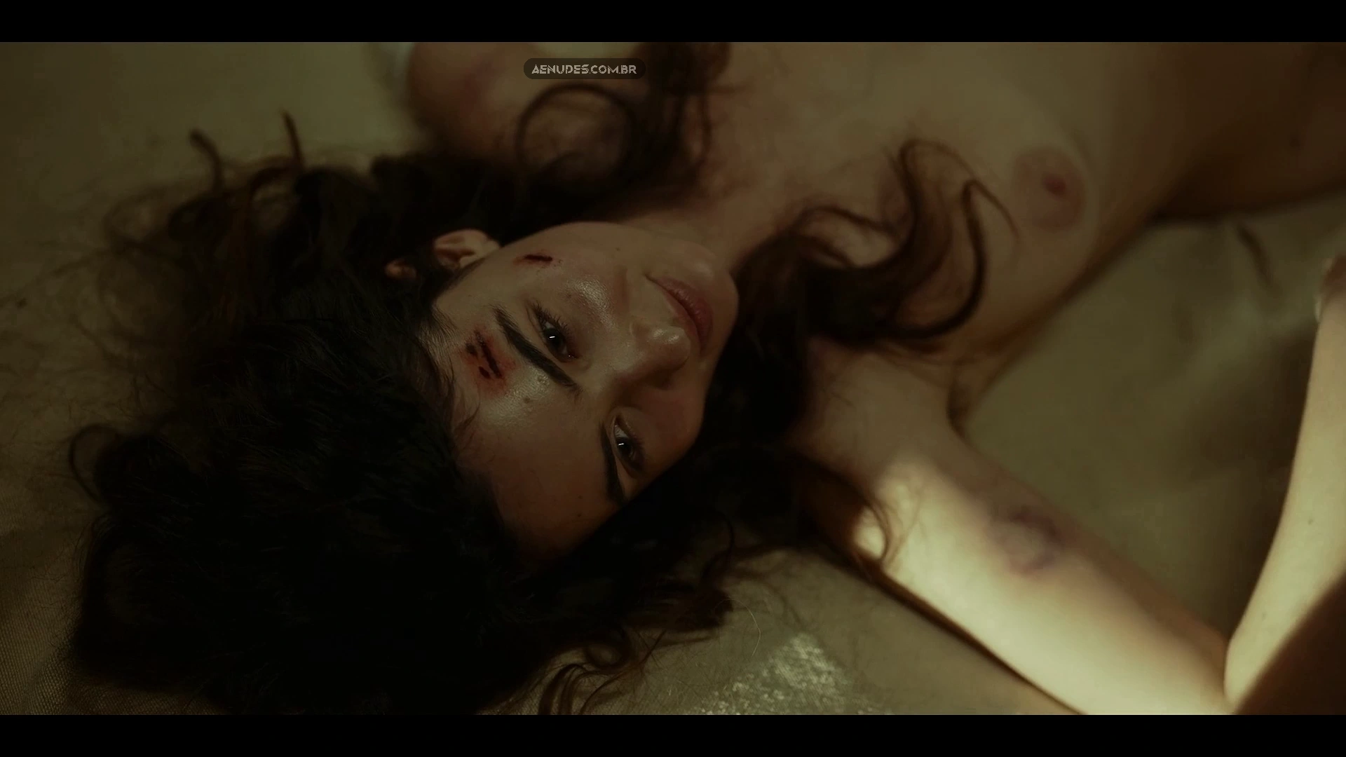 Tecla Insolia e Alma Noce nua pelada cena de sexo em L arte Della Gioia