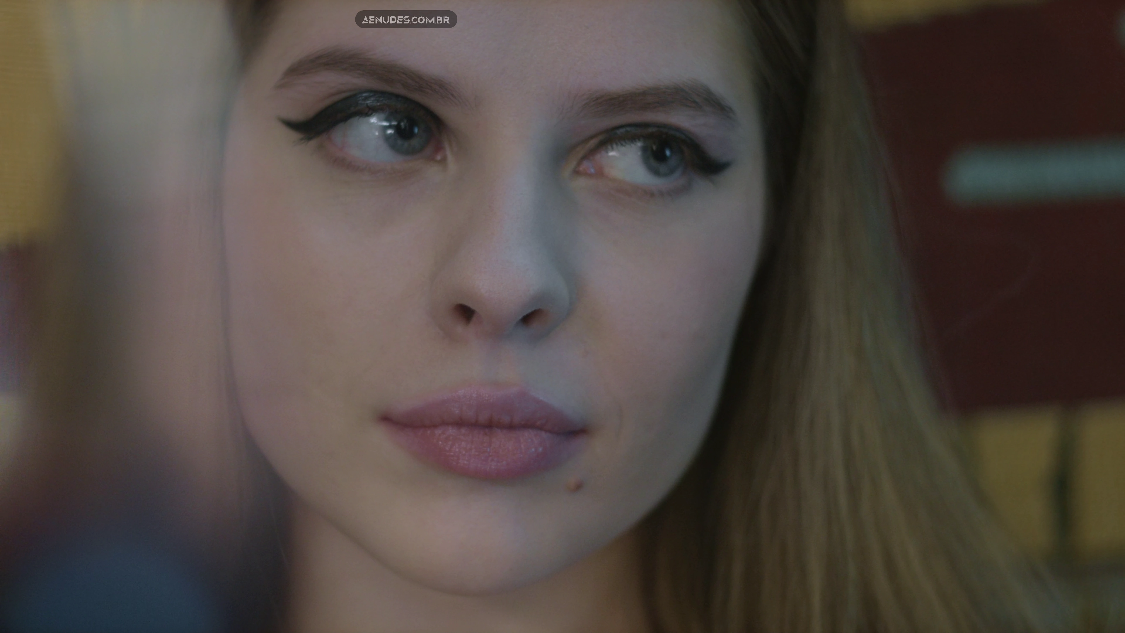 Angelina Pakhomova nua pelada cena de sexo em Chyornoye Oblako