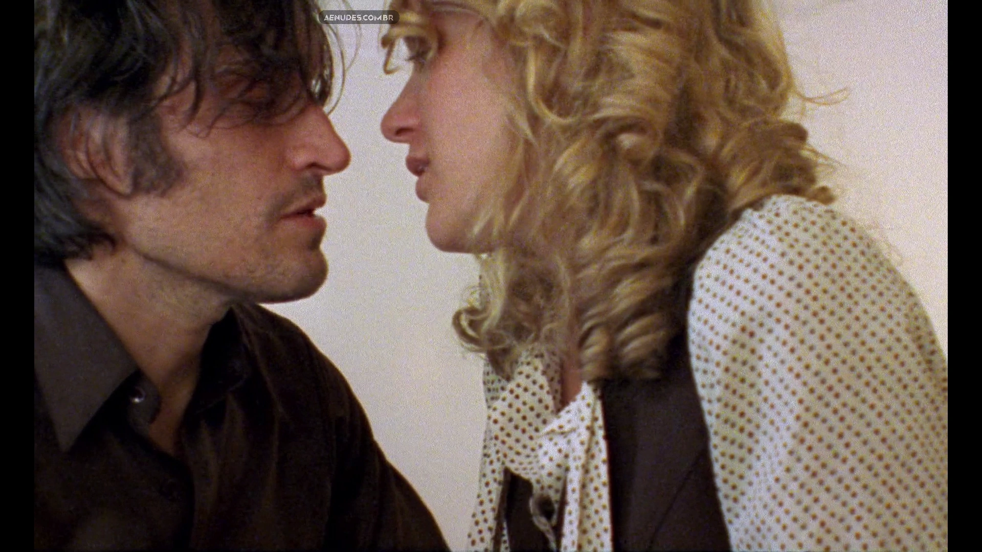 Chloe Sevigny nua pelada cena de sexo em The Brown Bunny (2003)