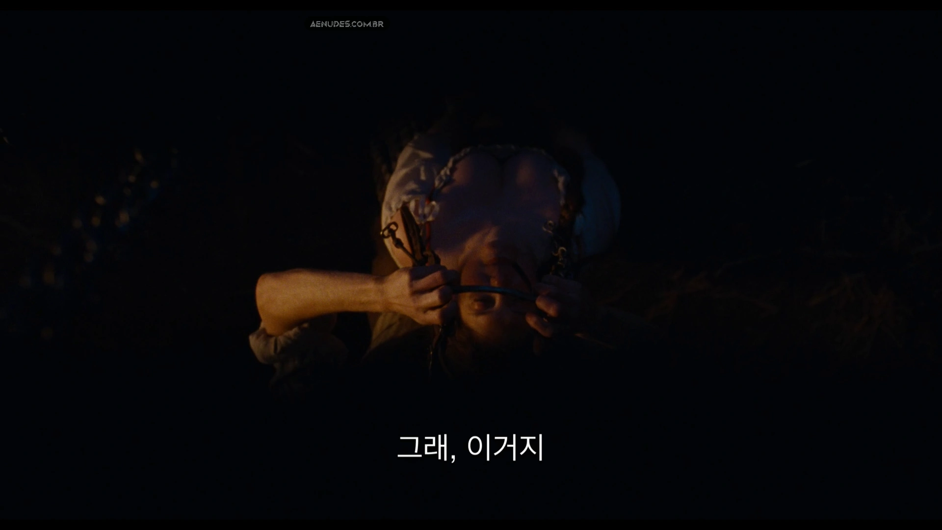 Margot Robbie nua pelada cena de sexo em Wuthering Heights