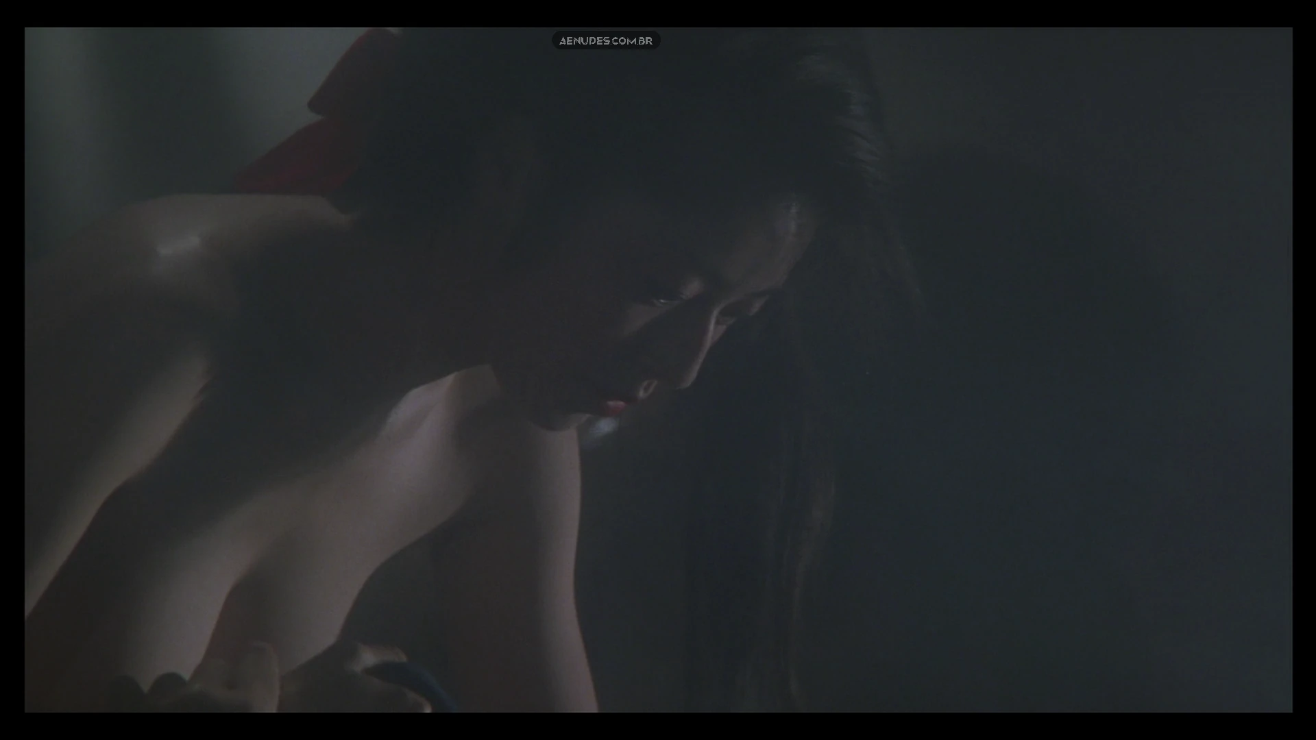 Saki Takaoka nua pelada cena de sexo em Crest Of Betrayal