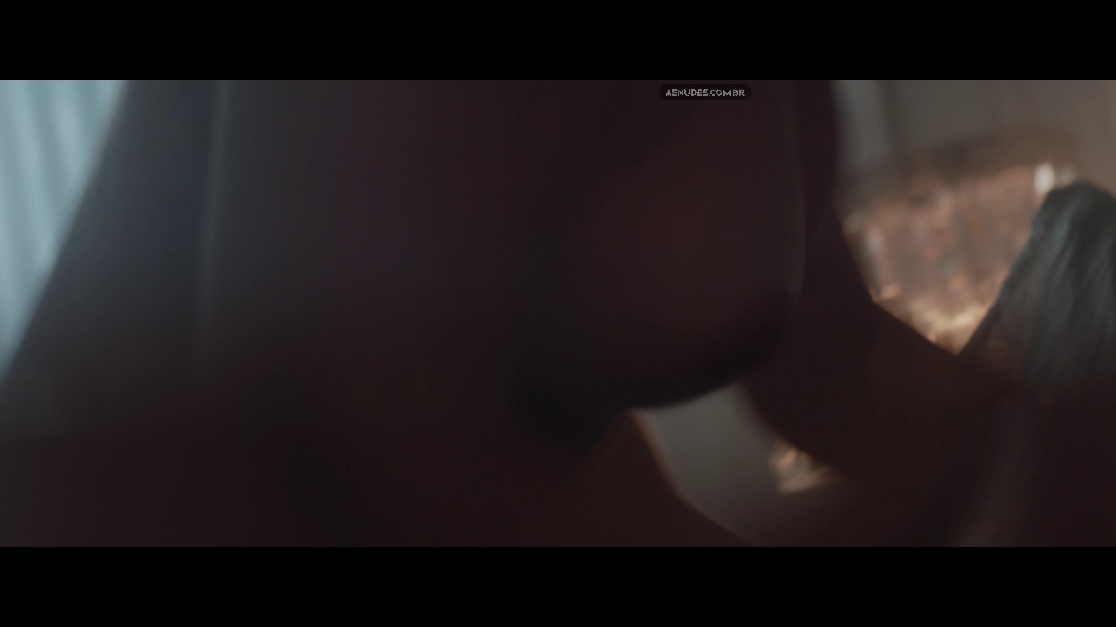 Svetlana Ivanova nua pelada cena de sexo em Tsiniki (2025)