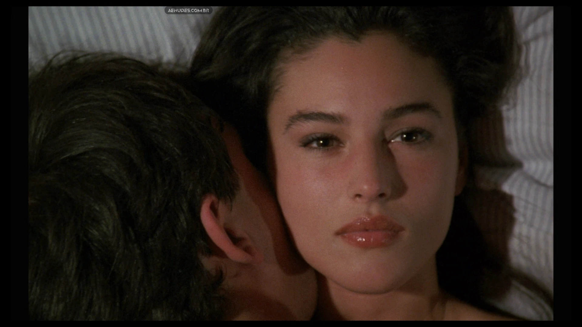 Monica Bellucci nua pelada cena de sexo em The Raffle