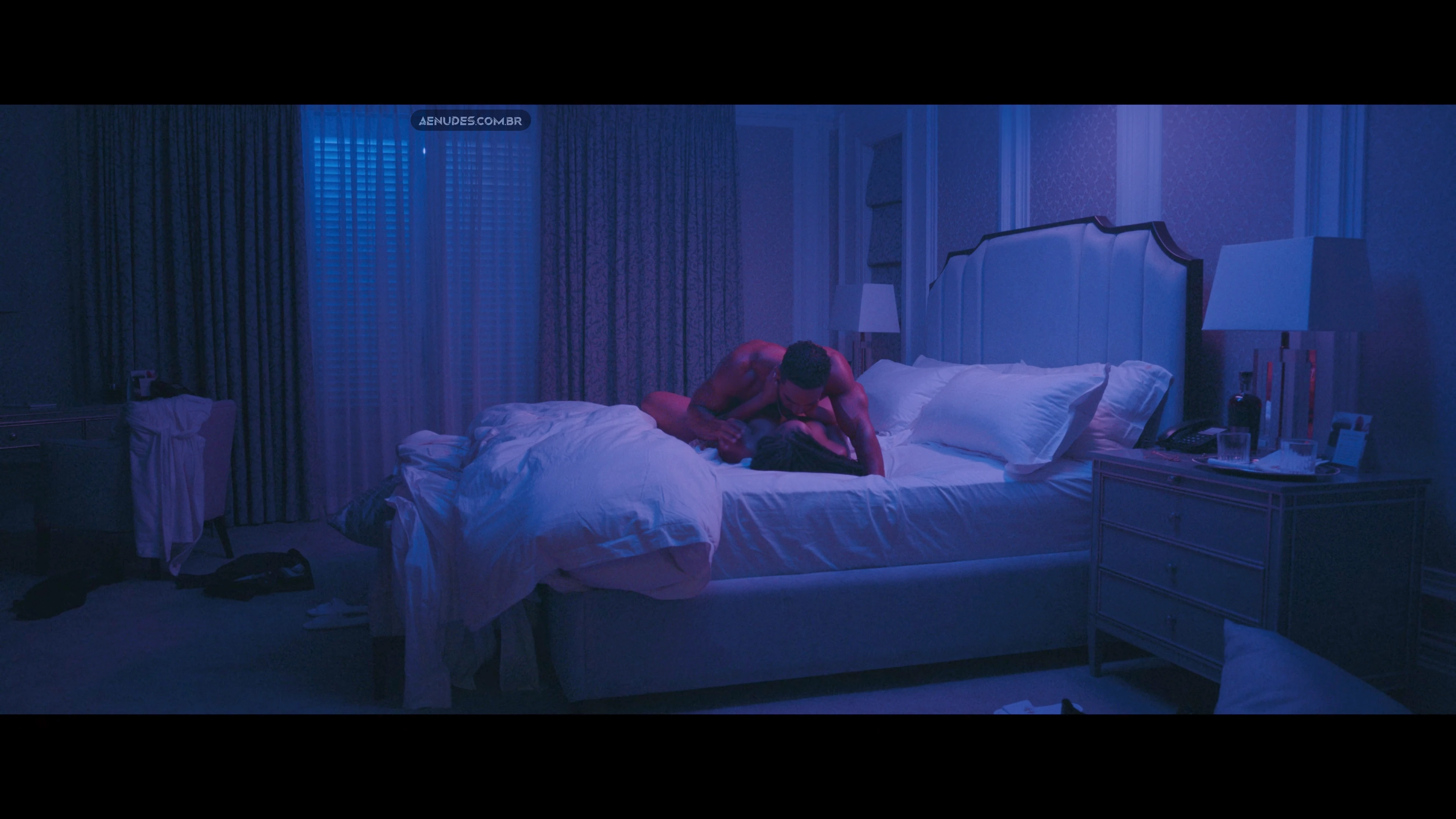 Chloe Bailey nua pelada cena de sexo em Strung, 2026