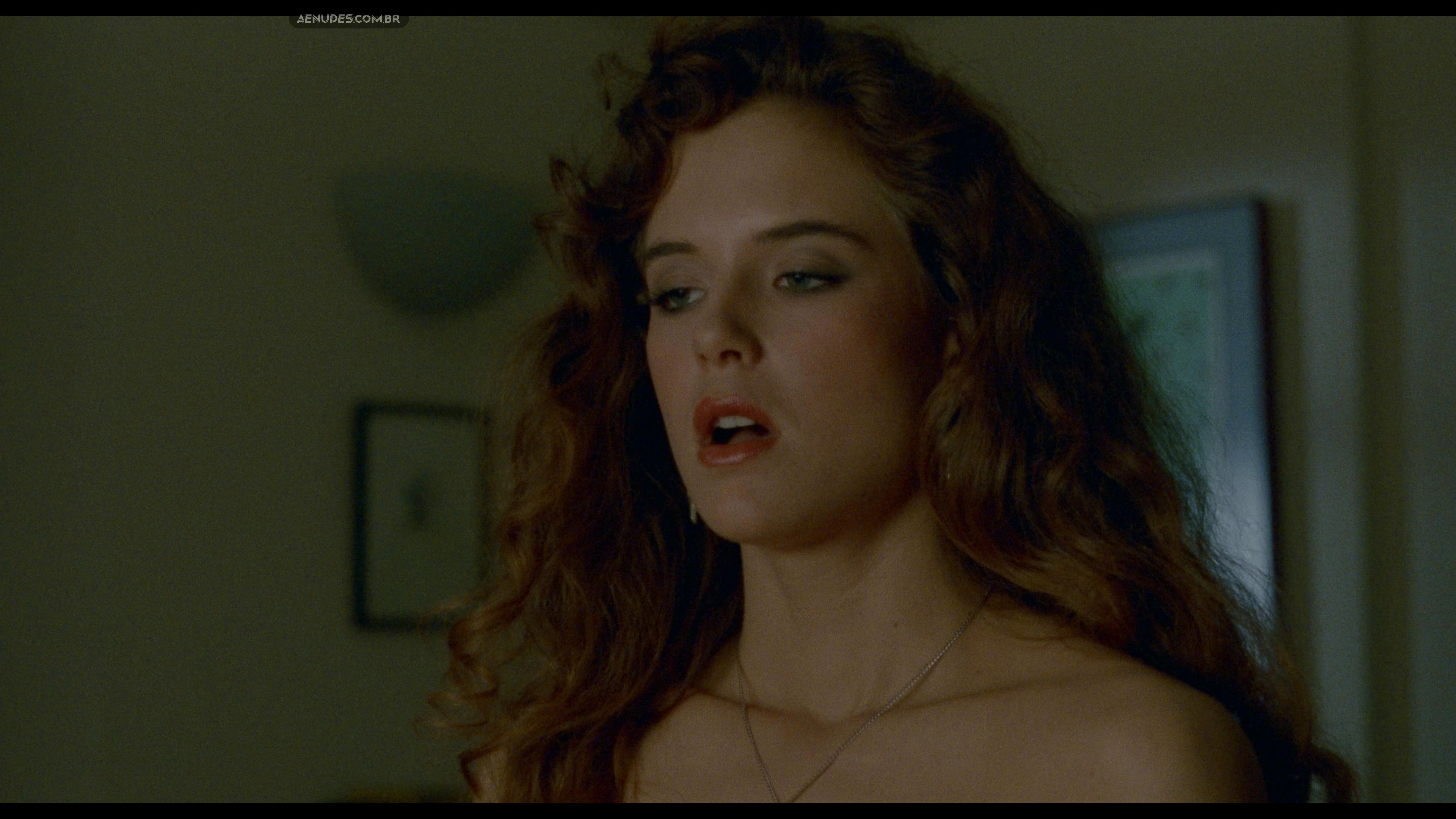 Kelly Preston nua pelada cena de sexo em Spelbinder