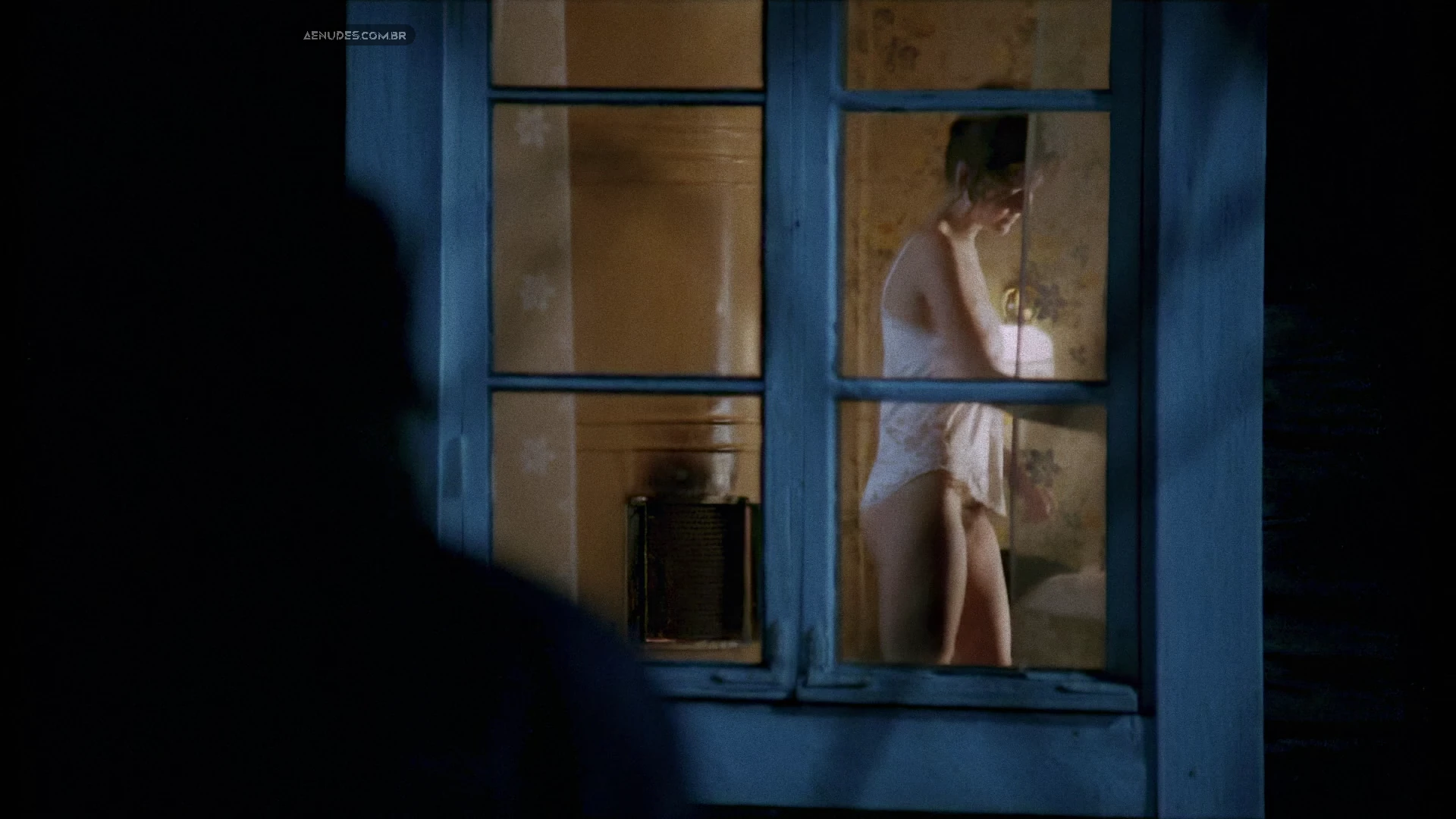 Tiina Bjorkman nua pelada cena de sexo em The Moonlight Sonata