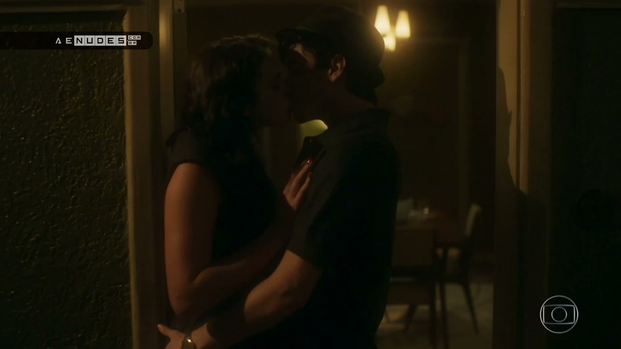 bruna-marquezine-nua-pelada-cena-de-sexo-em-nada-ser-como-antes-aenudes